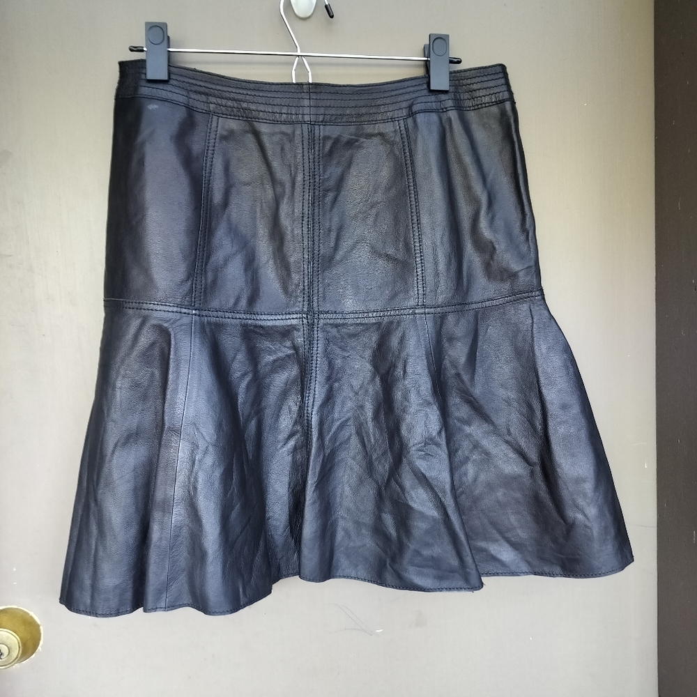 Halogen Black Lamb Skin‎ Leather A-line Skirt with Cute Stitching - Picture 7 of 7